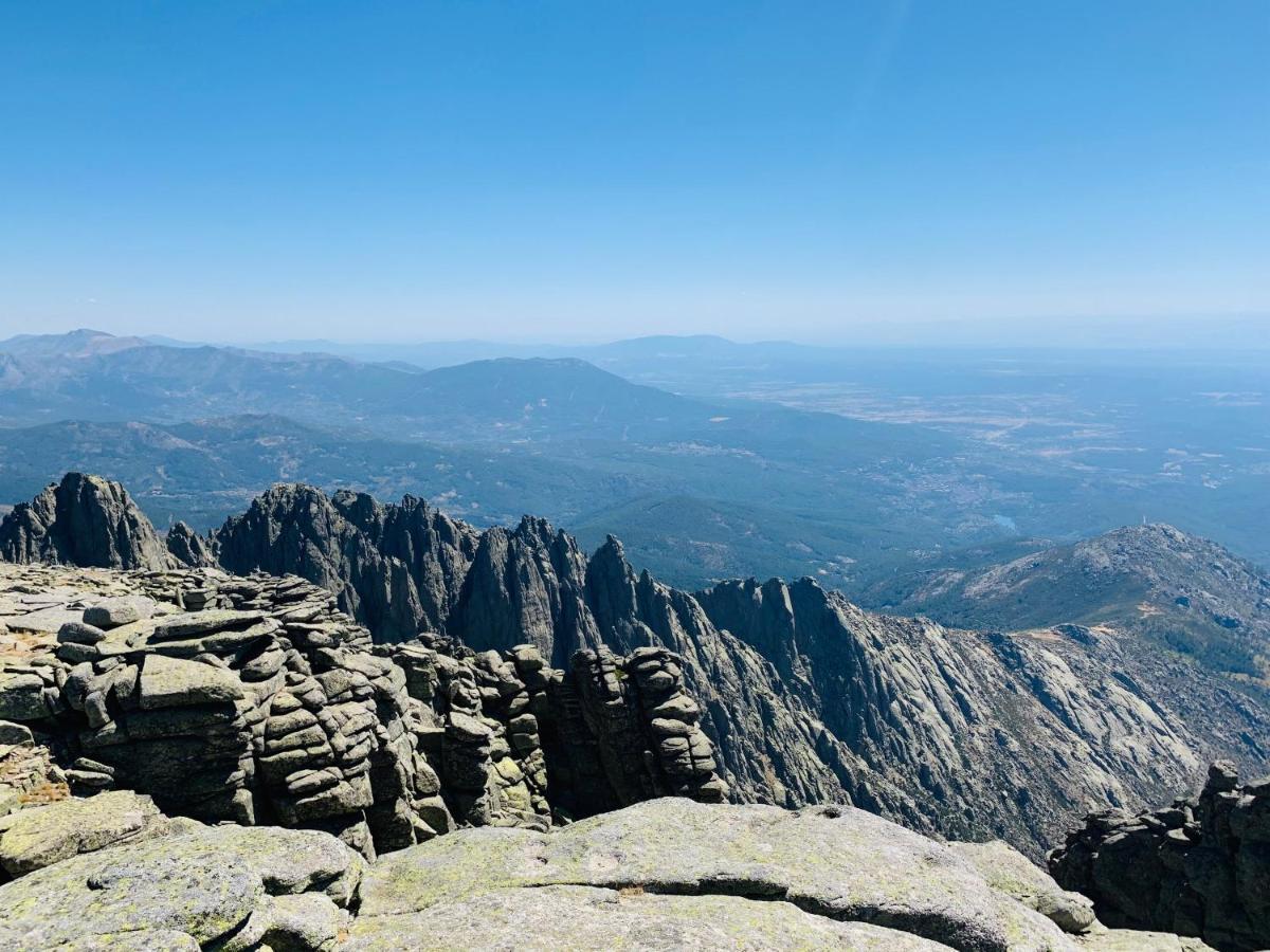 Villa De Gredos ナバレドンダ・デ・グレドス エクステリア 写真