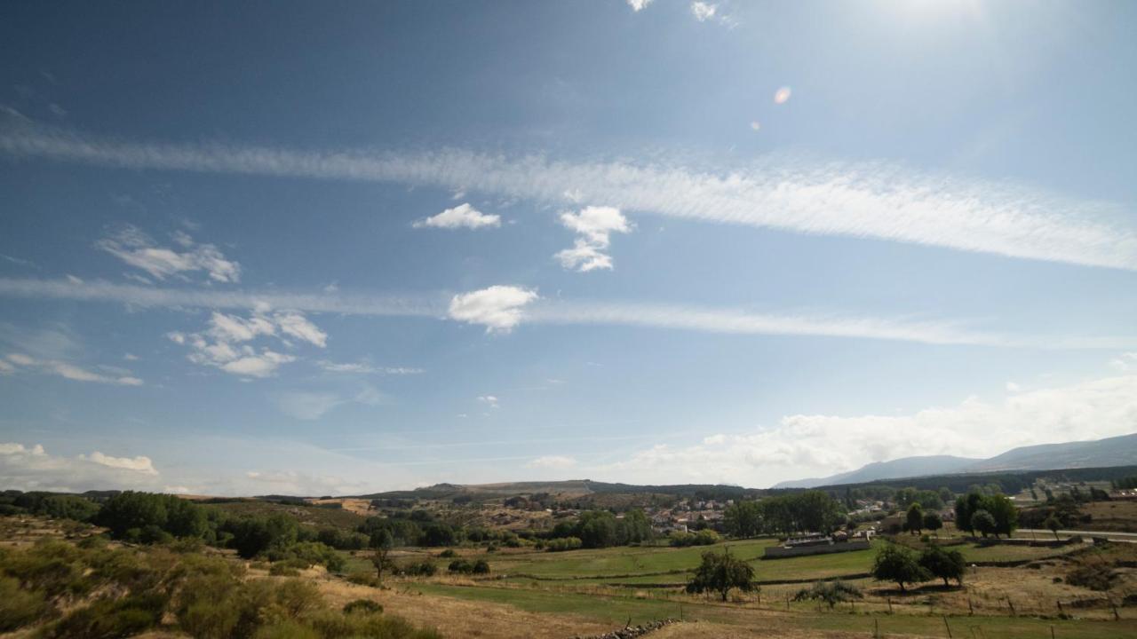 Villa De Gredos ナバレドンダ・デ・グレドス エクステリア 写真